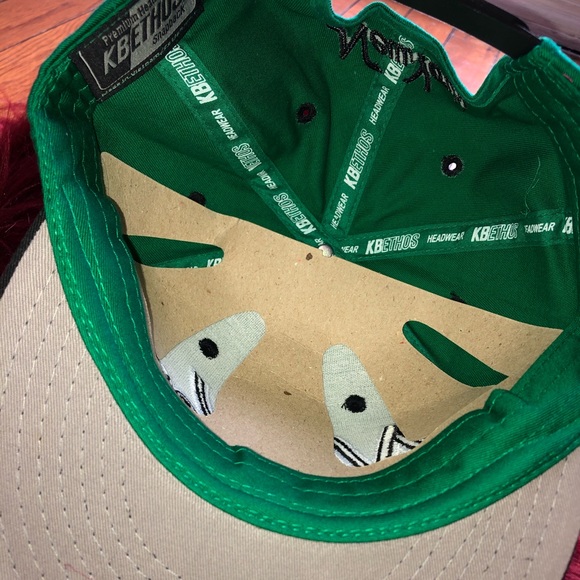 SnapBack - Picture 4 of 5